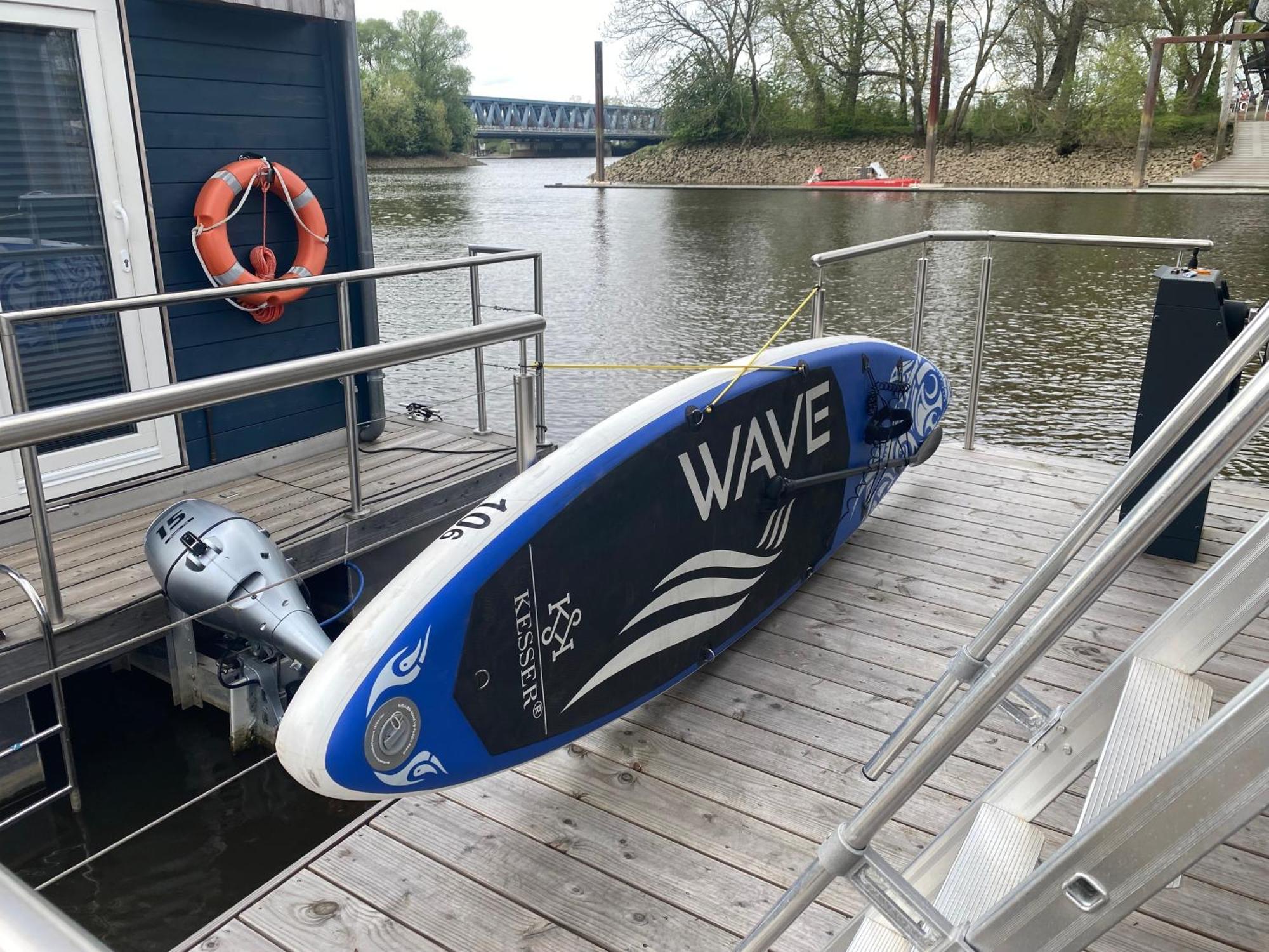 Hausboot Off Im Diamantgraben An Der Elbe Hotel Хамбург Екстериор снимка